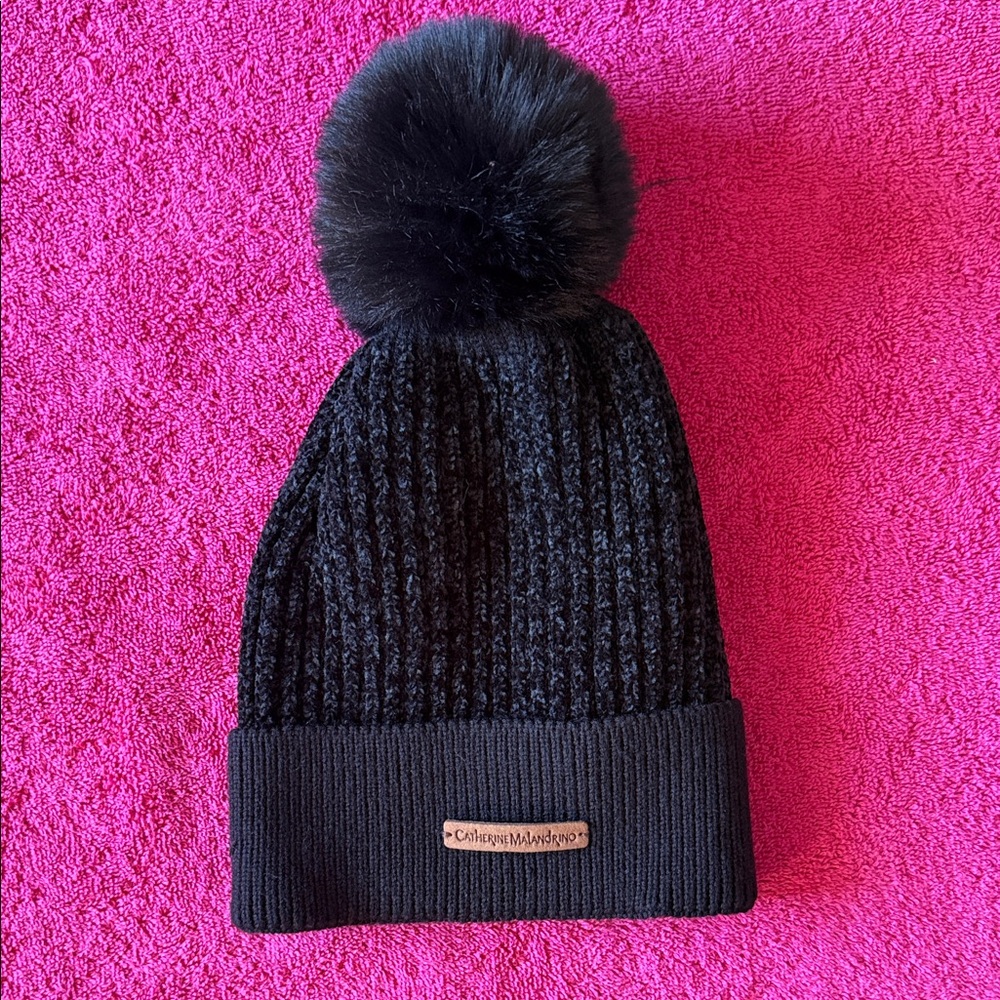 Catherine Malandrino Black Ribbed Knit Pom Pom Hat
